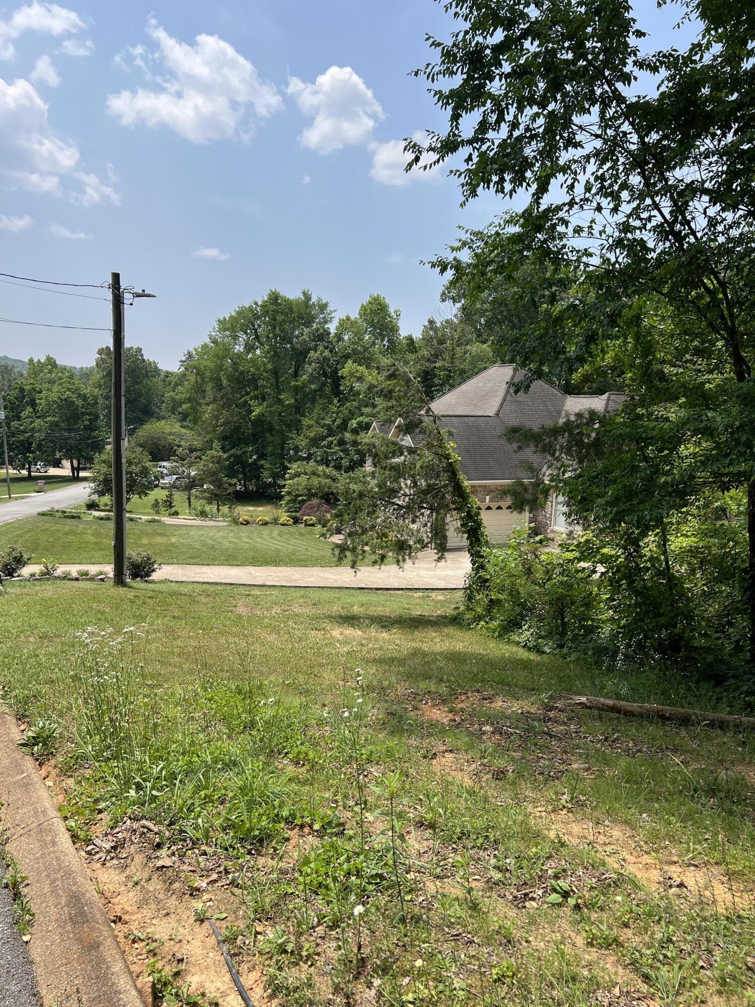 7511 Rocky Ledge Road Hixson, TN 37343 - Photo 2 of 13 IMG_2736