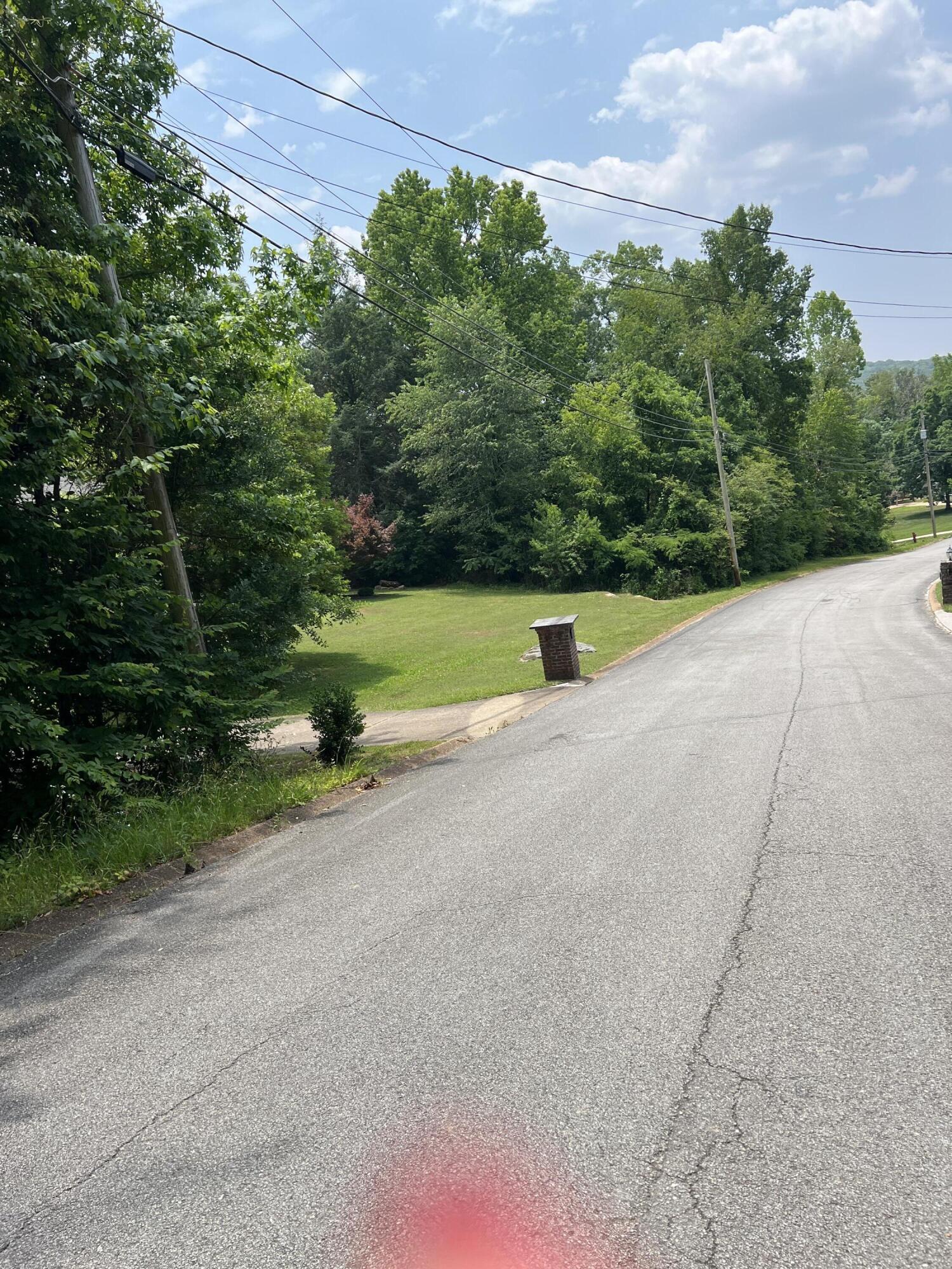 7511 Rocky Ledge Road Hixson, TN 37343 - Photo 3 of 13 IMG_2739