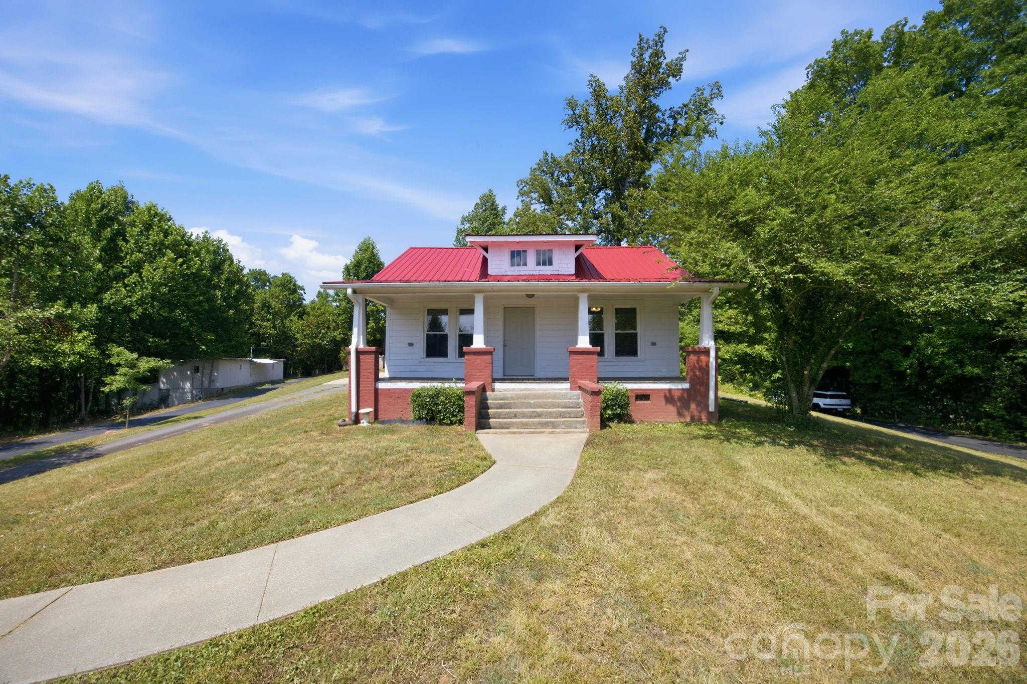 661 Lenoir Road Morganton, NC 28655 - Photo 1 of 48