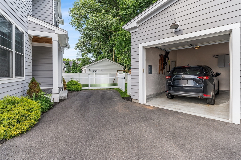 638 Webster Street, Unit 638 Needham, MA 02492 - Photo 38 of 42