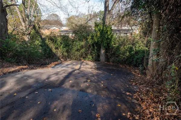 $2,650 | 472 First Street, Athens, GA 30601