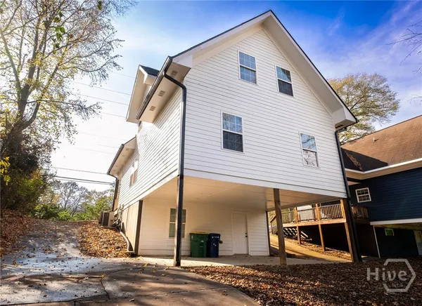 $2,650 | 472 First Street, Athens, GA 30601