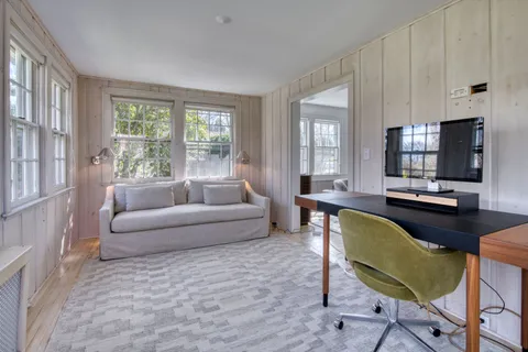 93 Egypt Lane, East Hampton, NY 11937