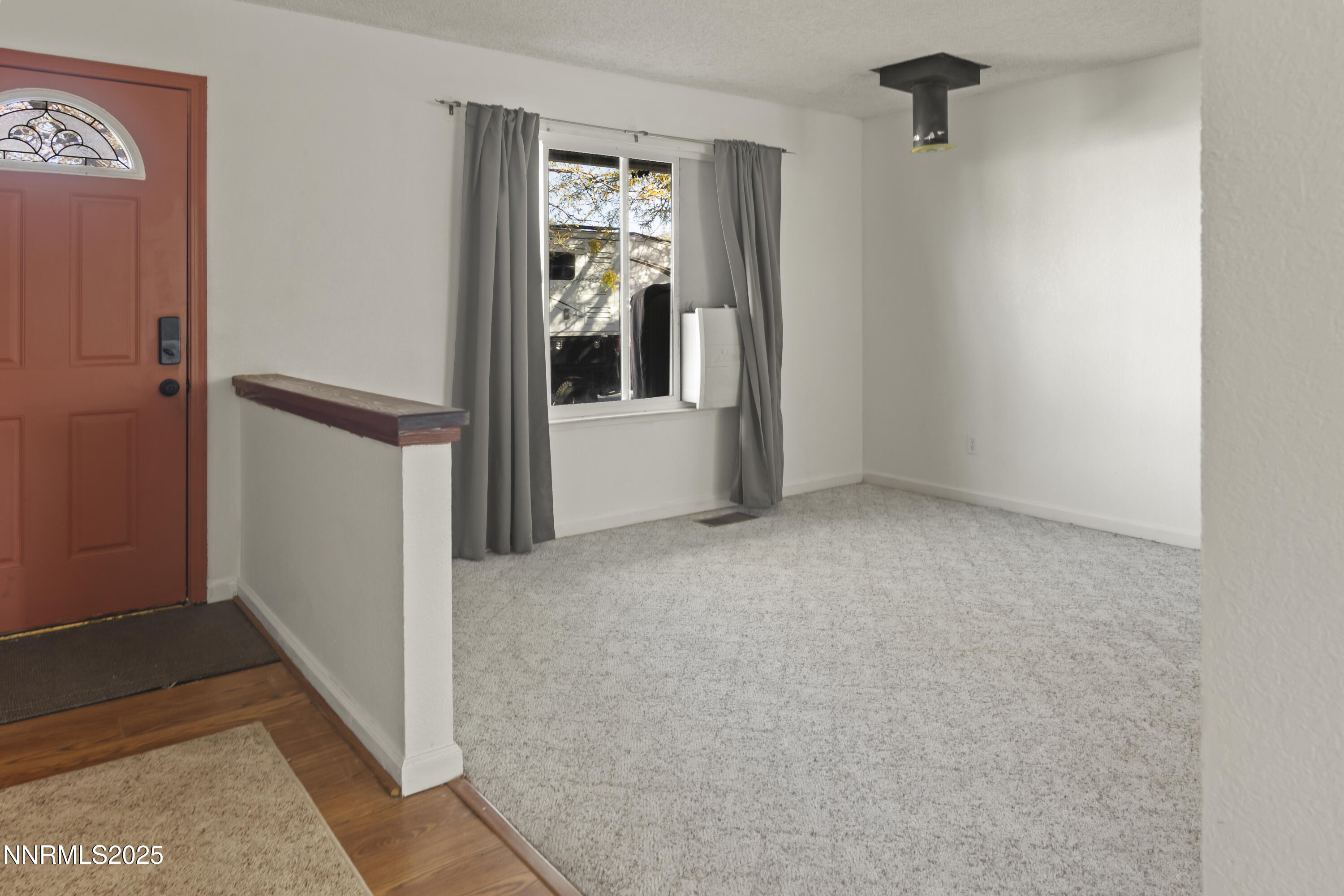 749 E Street Fernley, NV 89408 - Photo 5 of 36 _S1A8859