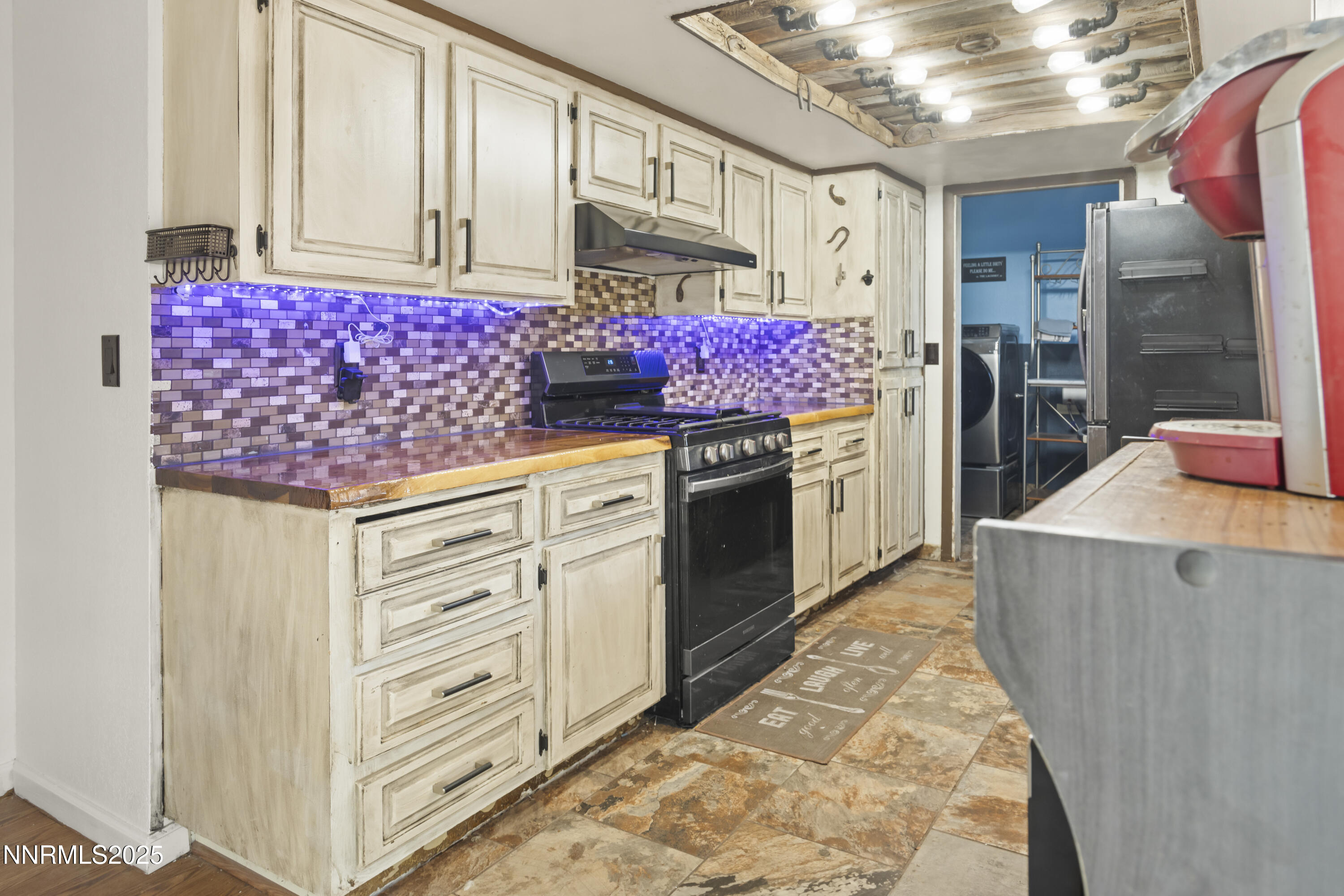 749 E Street Fernley, NV 89408 - Photo 10 of 36 _S1A8739