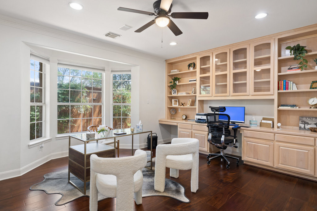 2106 Rue De St Germaine Austin, TX 78746 - Photo 15 of 40