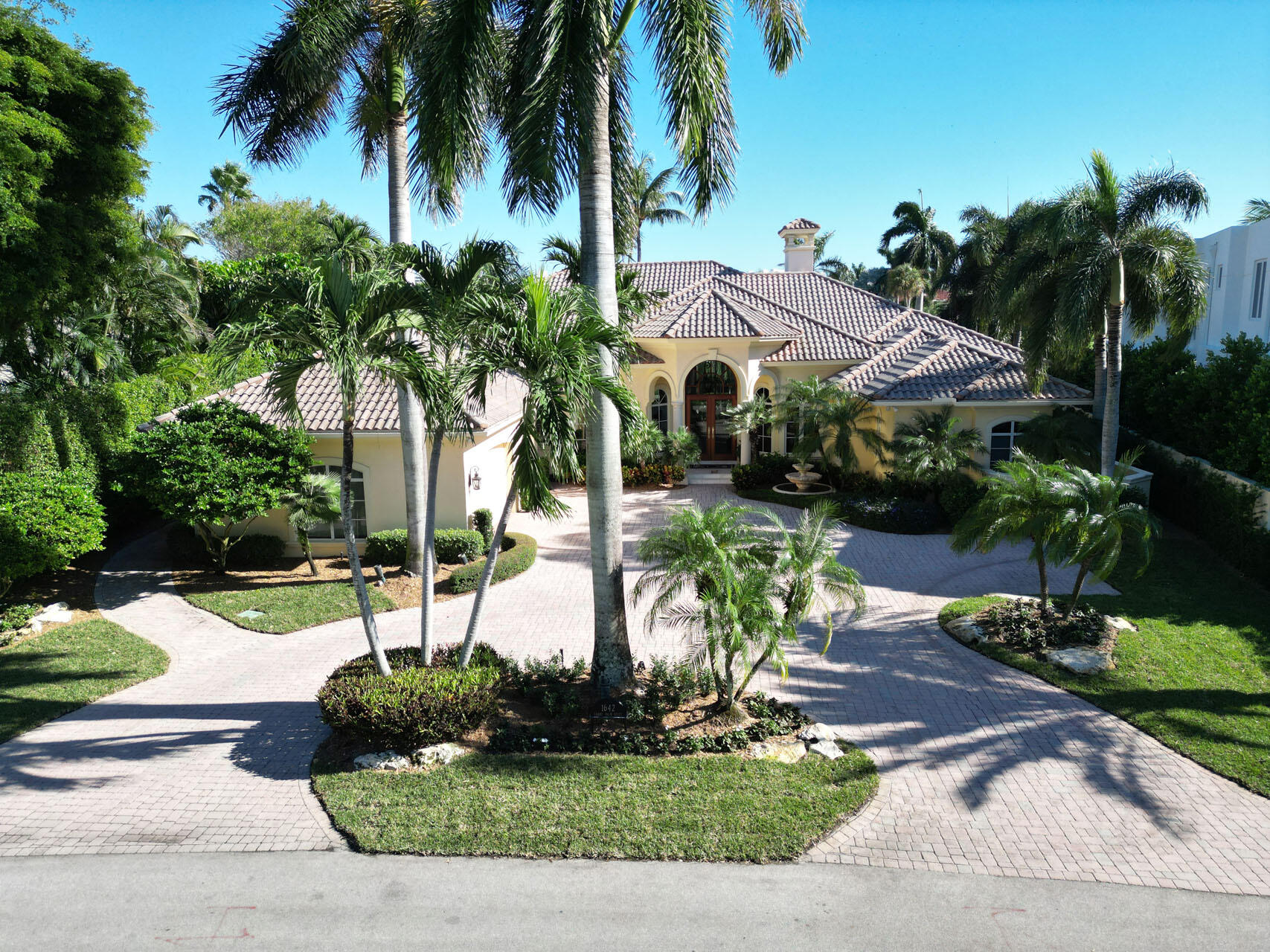 1642 Sabal Palm Drive Boca Raton, FL 33432 - Photo 4 of 6 1642_Sabal_Palm_Drive_03
