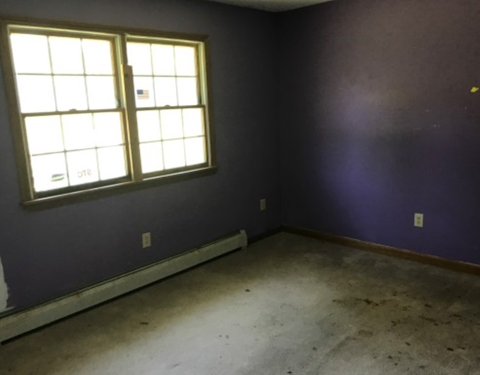 229 Travis Terrace Center Rutland, VT 05736 - Photo 6 of 10