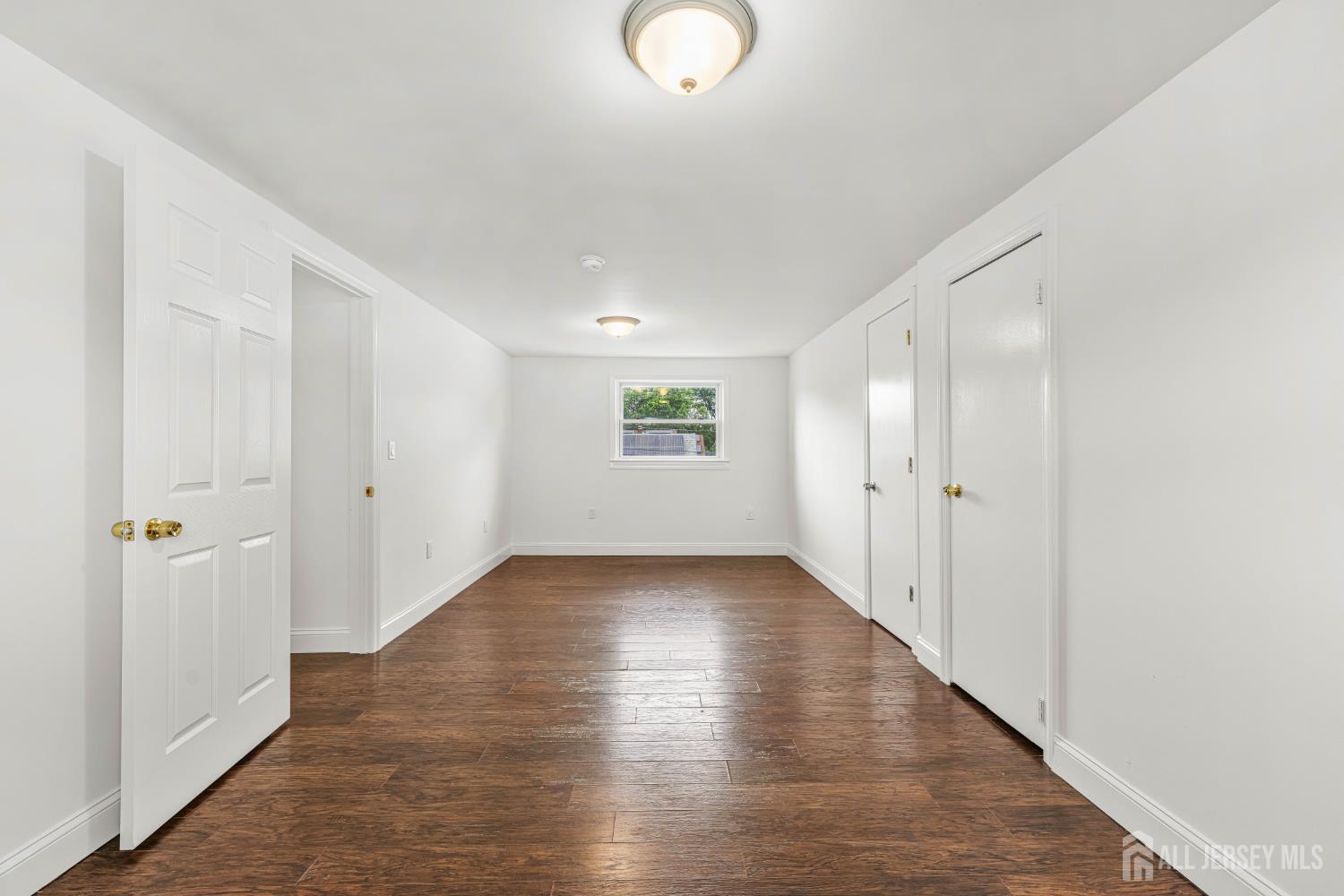 23 Longfield Road New Brunswick, NJ 08901 - Photo 35 of 50