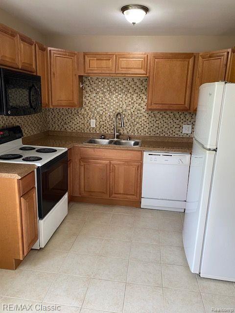 4030 West 13 Mile Road, Unit E3 Royal Oak, MI 48073 - Photo 2 of 12