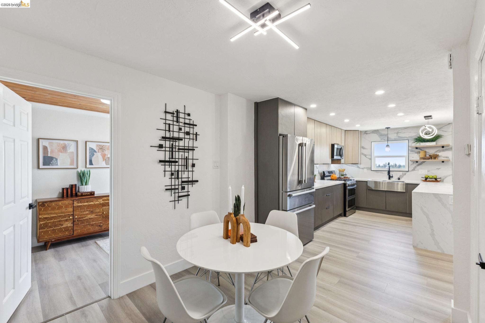 6756 Snake Road Oakland, CA 94611 - Photo 11 of 52
