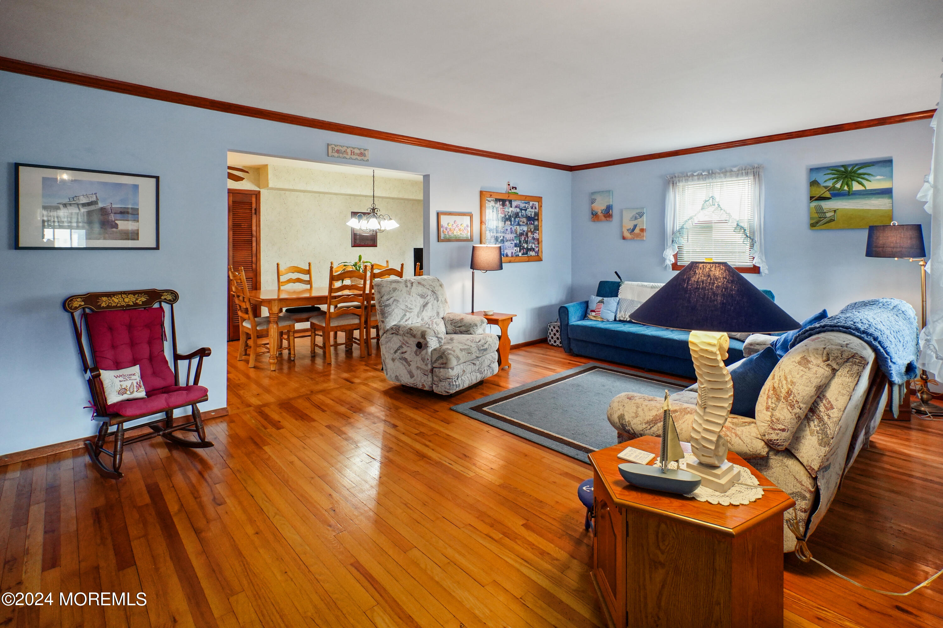 817 Rue Avenue Point Pleasant, NJ 08742 - Photo 12 of 41 Living Room