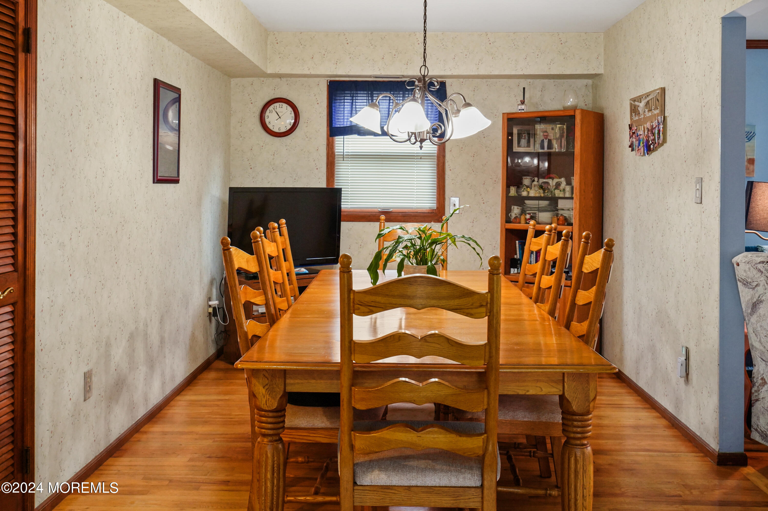 817 Rue Avenue Point Pleasant, NJ 08742 - Photo 13 of 41 Dining Room
