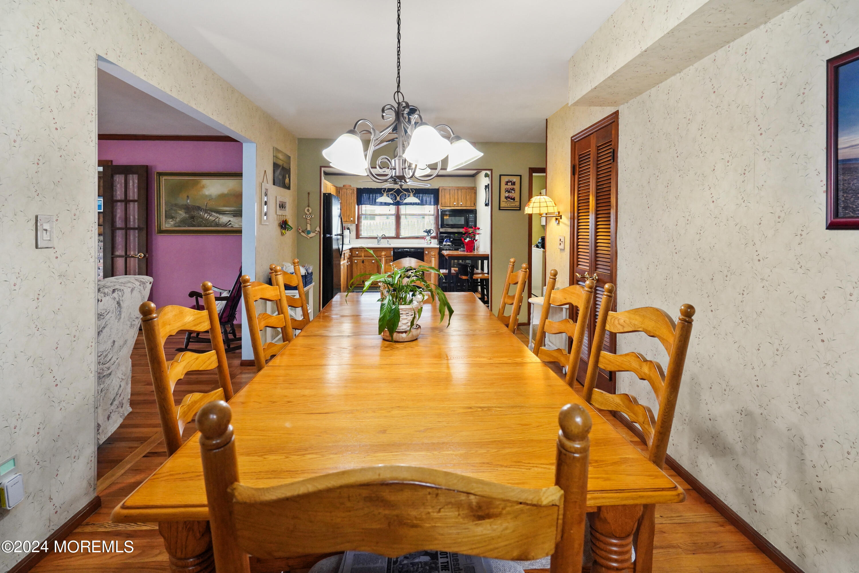 817 Rue Avenue Point Pleasant, NJ 08742 - Photo 14 of 41 Dining Room
