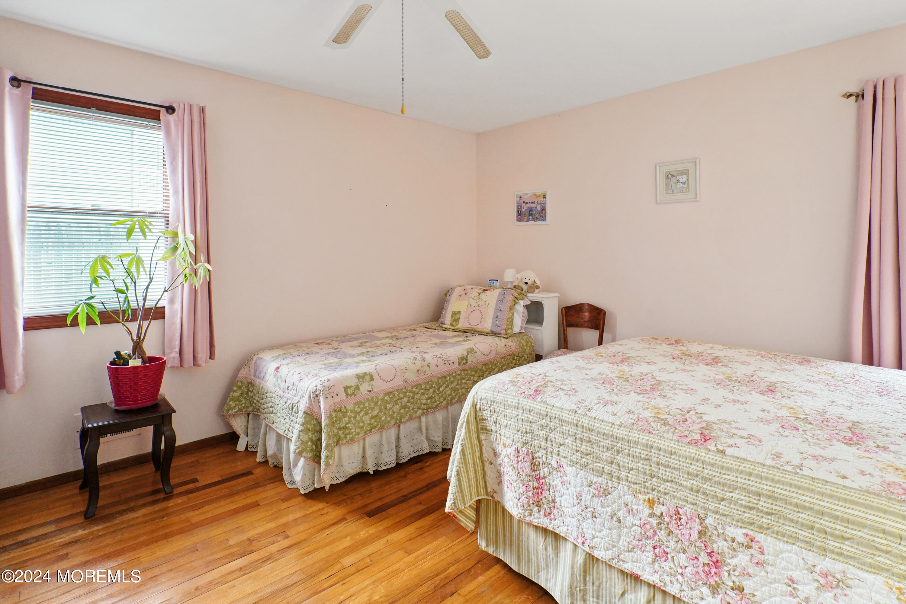 817 Rue Avenue Point Pleasant, NJ 08742 - Photo 20 of 41 Bedroom 2