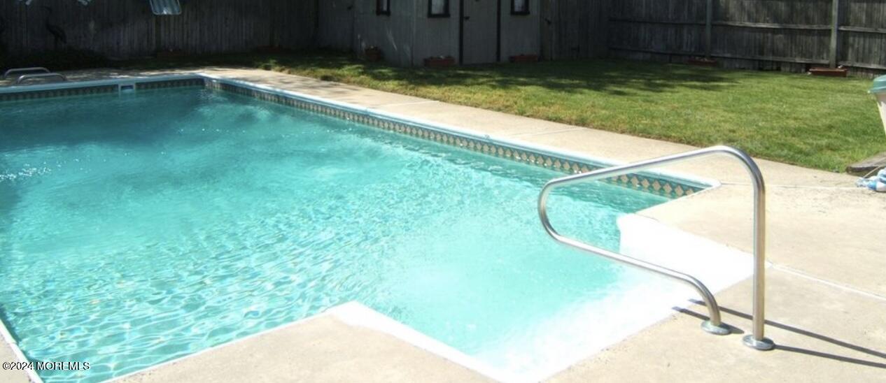 817 Rue Avenue Point Pleasant, NJ 08742 - Photo 26 of 41 Pool