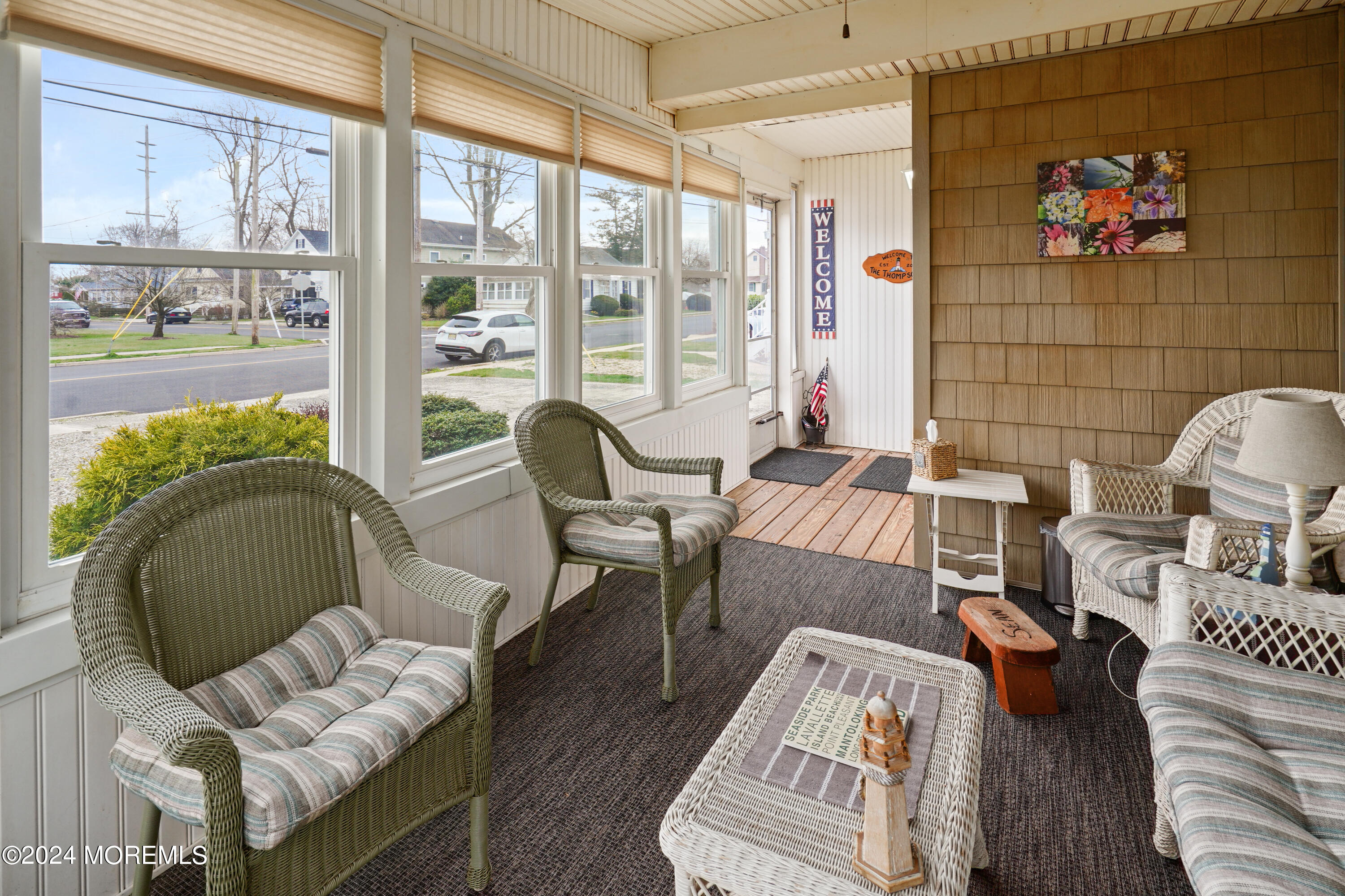 817 Rue Avenue Point Pleasant, NJ 08742 - Photo 5 of 41 Front Porch
