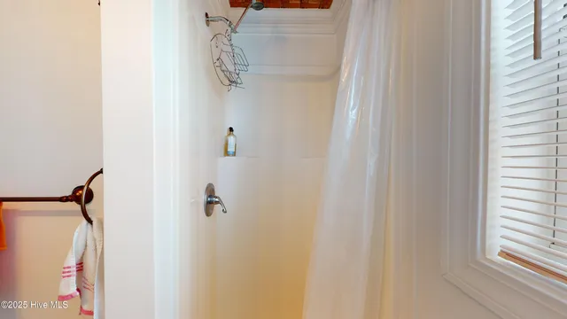 $1,000,000 | 404 East Terminal Boulevard, Atlantic Beach, NC 28512