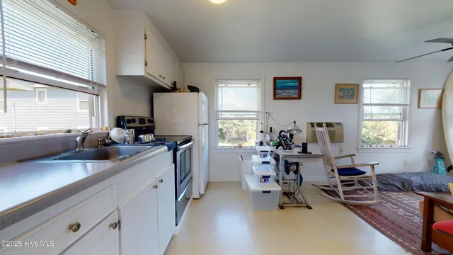 $1,000,000 | 404 East Terminal Boulevard, Atlantic Beach, NC 28512