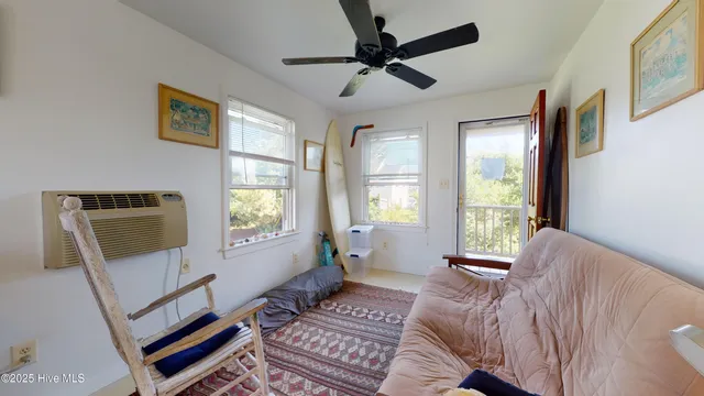 $1,000,000 | 404 East Terminal Boulevard, Atlantic Beach, NC 28512