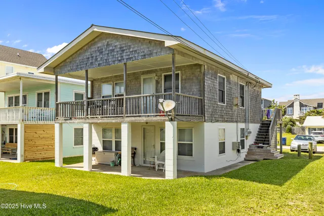 $1,000,000 | 404 East Terminal Boulevard, Atlantic Beach, NC 28512