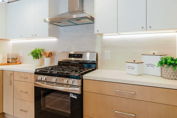 $1,198,888 | 2206 Archdale Court, South San Francisco, CA 94080