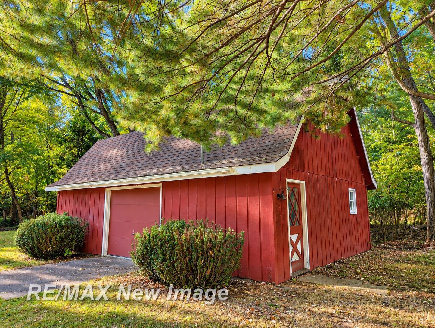 3890 Grotto Road Bridgeport, MI 48722 - Photo 33 of 40 Gallery Image 33