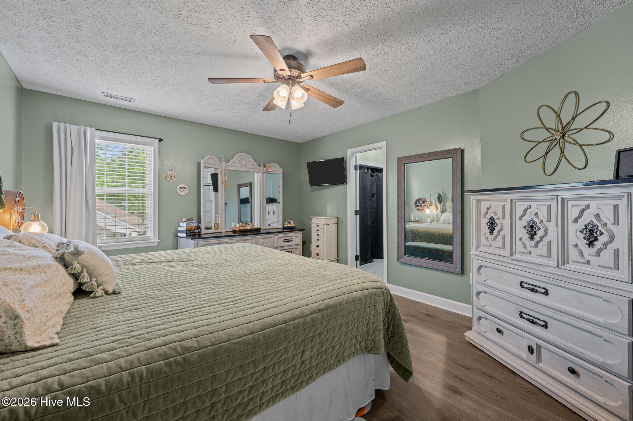 615 Fox Ridge Court Havelock, NC 28532 - Photo 33 of 40 master suite
