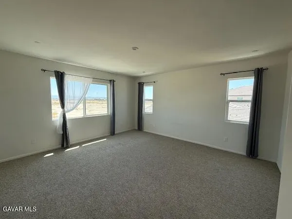 $2,900 | 2917 La Calle Audaz Avenue, Rosamond, CA 93560