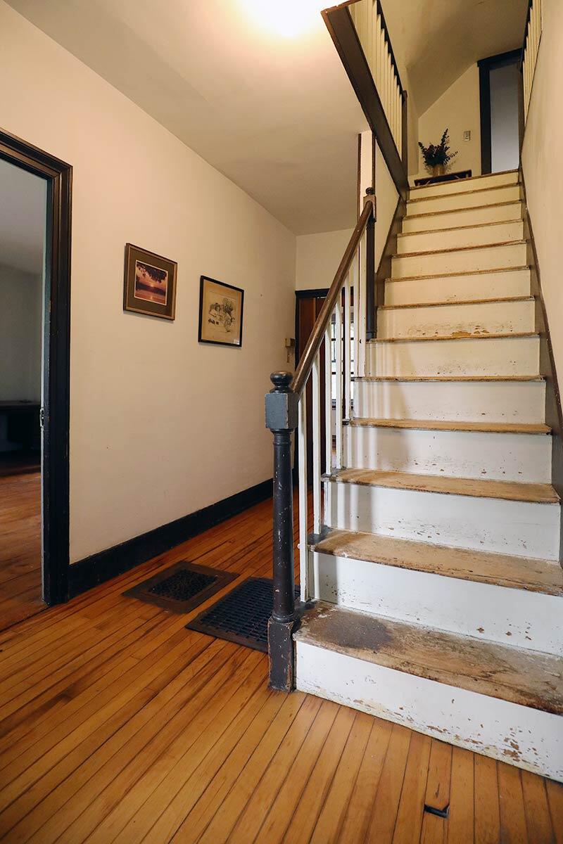 16 Warren Street Hallowell, ME 04347 - Photo 17 of 31 CP5A6675_war