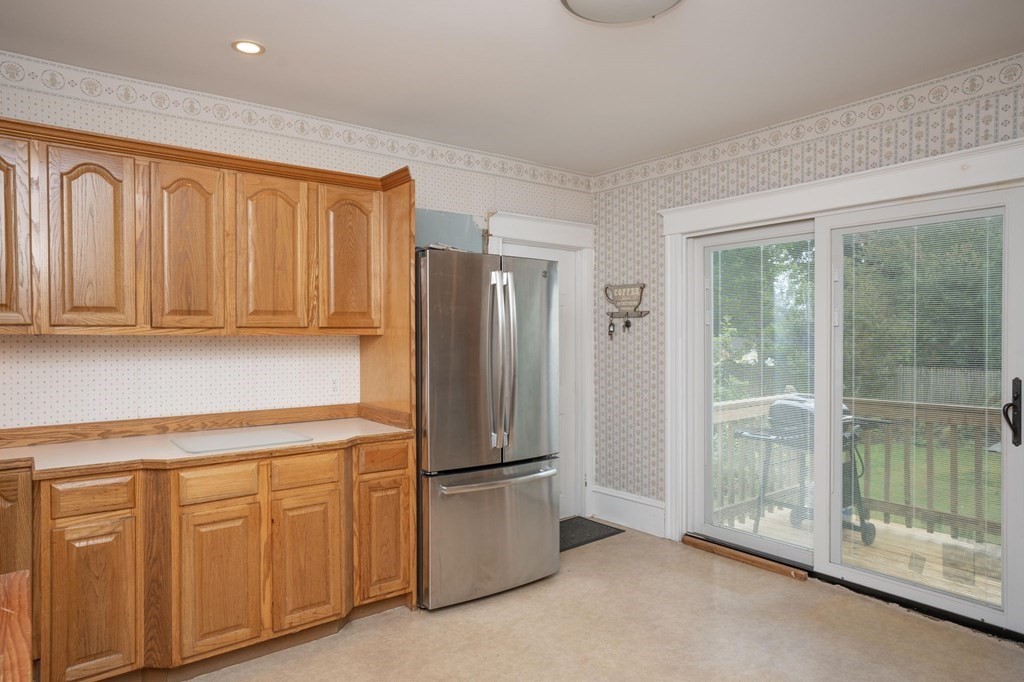 41 Rosedale Street Fall River, MA 02720 - Photo 20 of 41