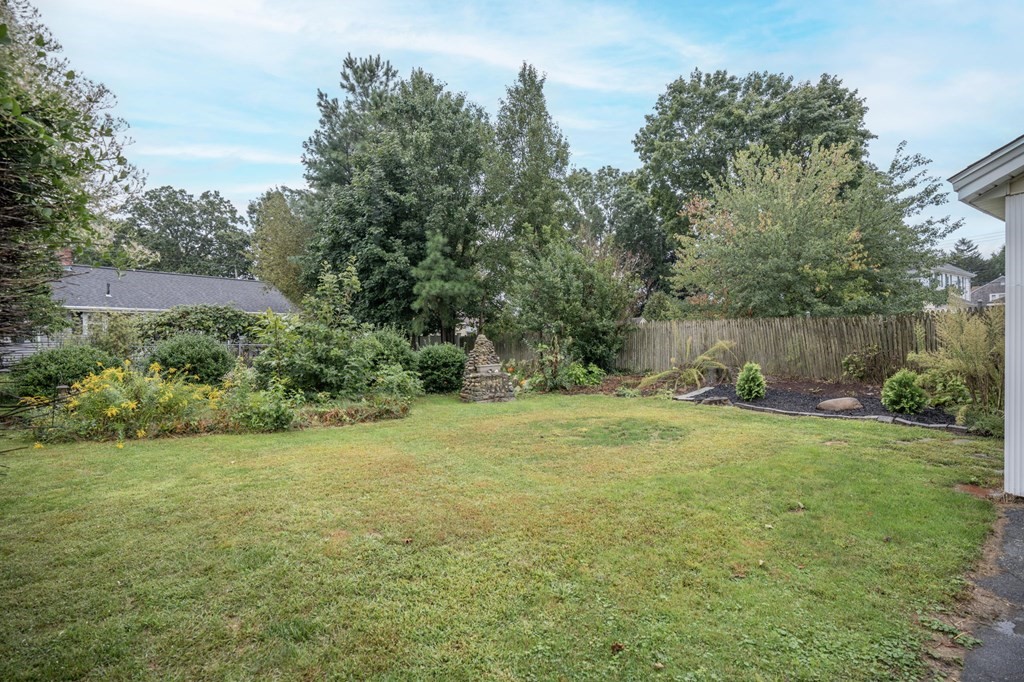 41 Rosedale Street Fall River, MA 02720 - Photo 6 of 41