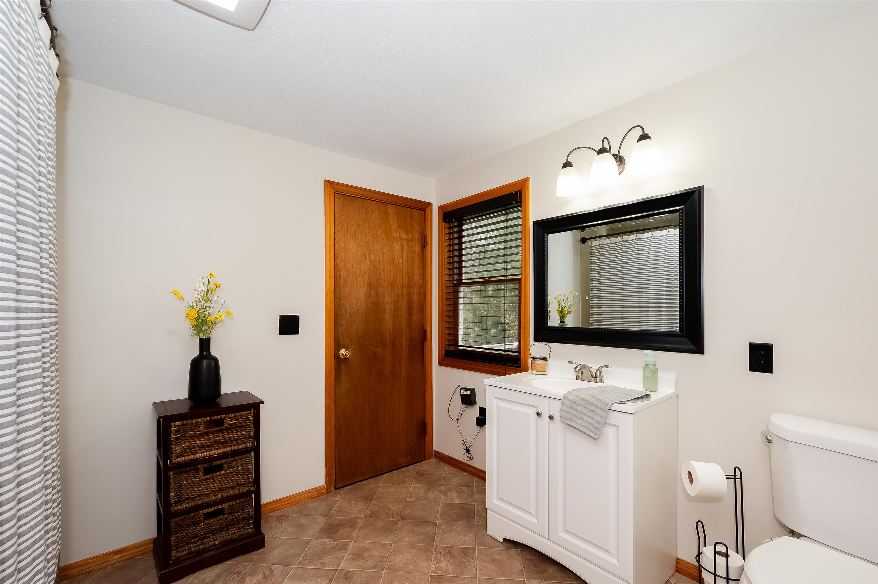19 Oak Hill Road Lebanon, ME 04027 - Photo 7 of 37