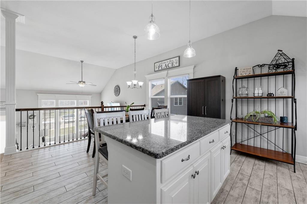 802 154th Circle Basehor, KS 66007 - Photo 10 of 60