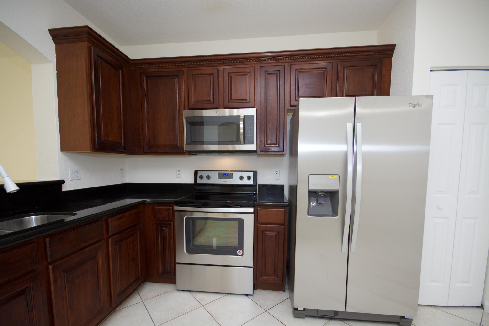 2370 Center Stone Lane Riviera Beach, FL 33404 - Photo 3 of 29 Kitchen_2