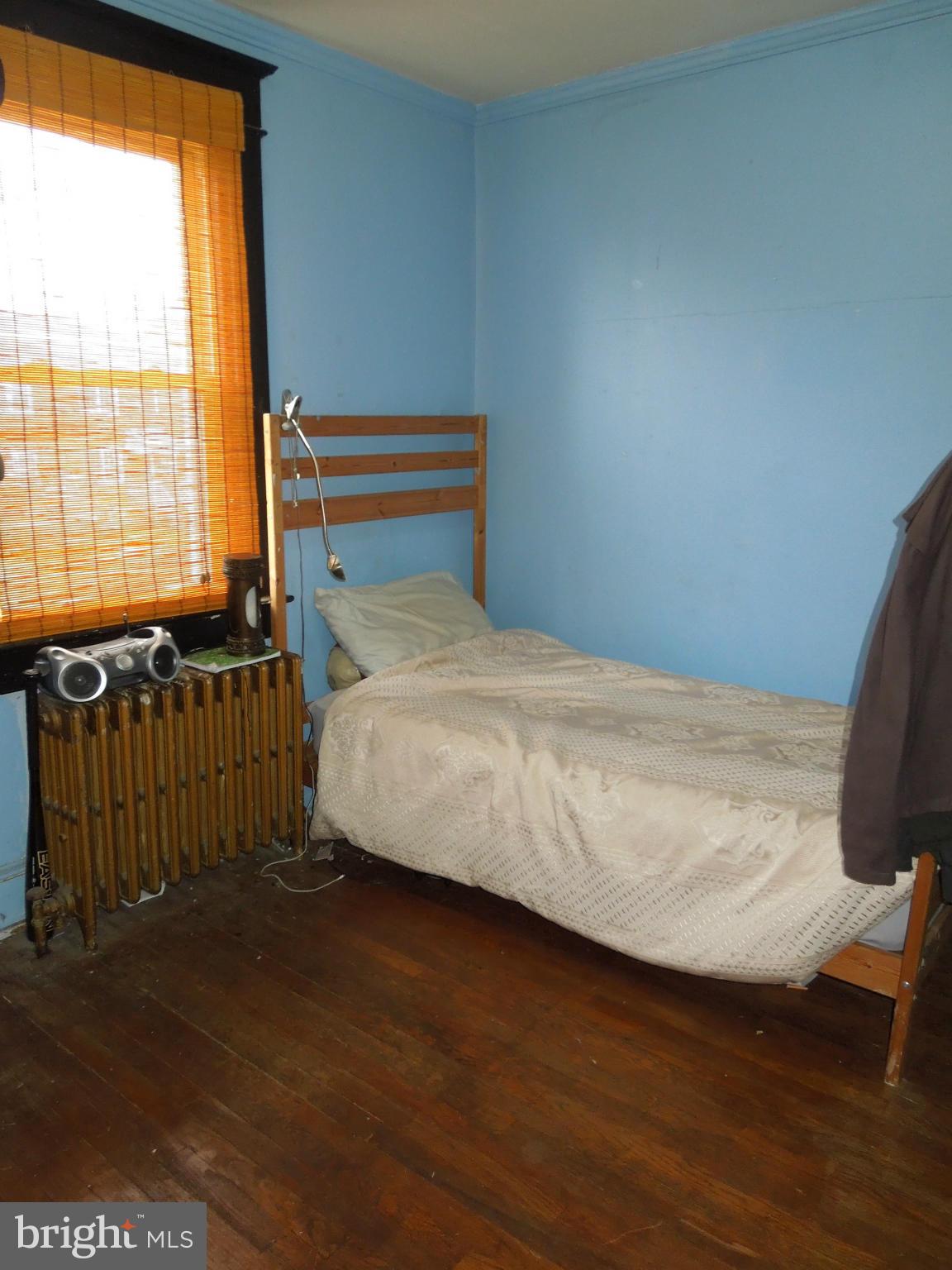 3914 Pinkney Road Baltimore, MD 21215 - Photo 22 of 30 Bedroom