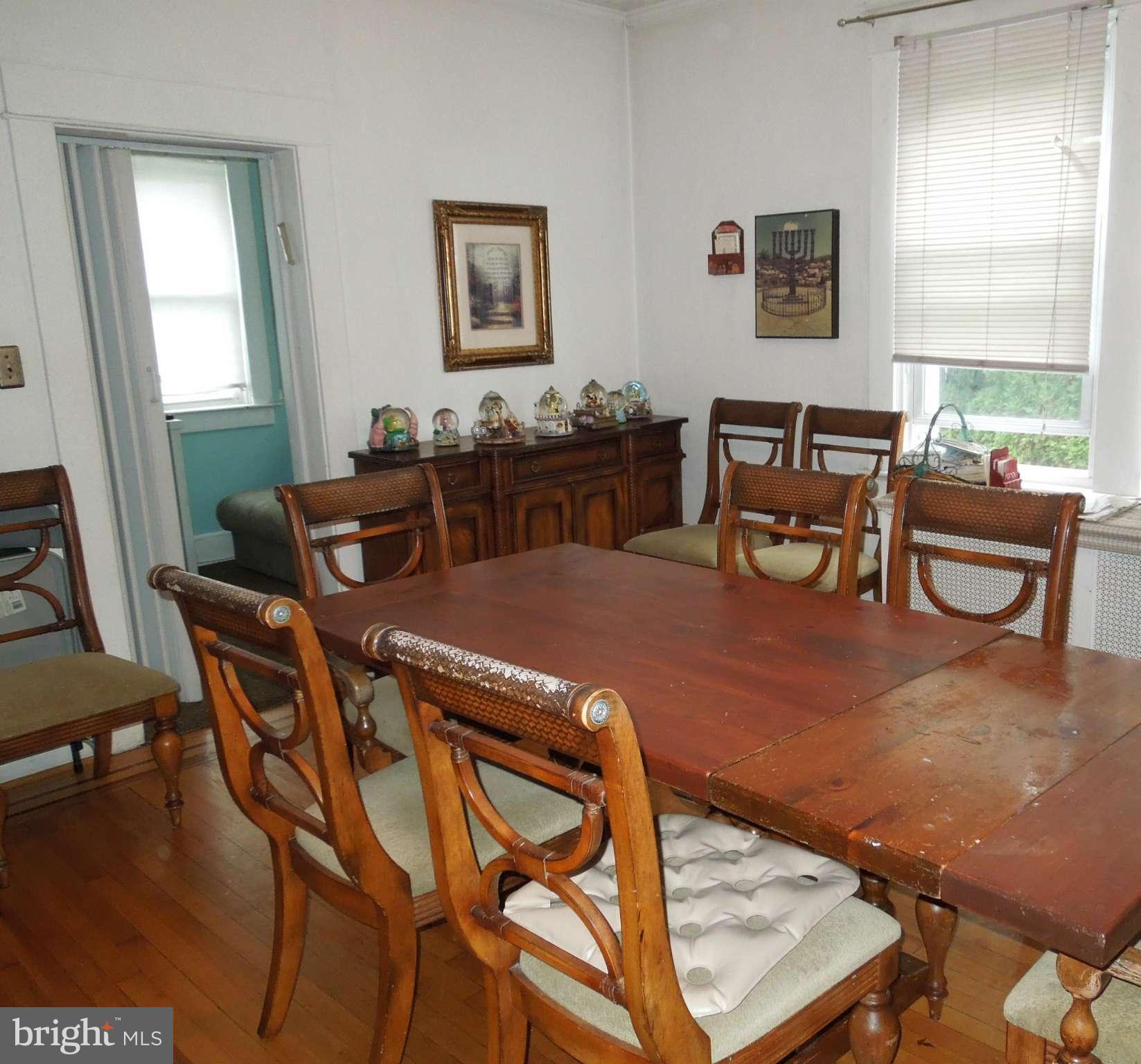 3914 Pinkney Road Baltimore, MD 21215 - Photo 5 of 30 Dining Room