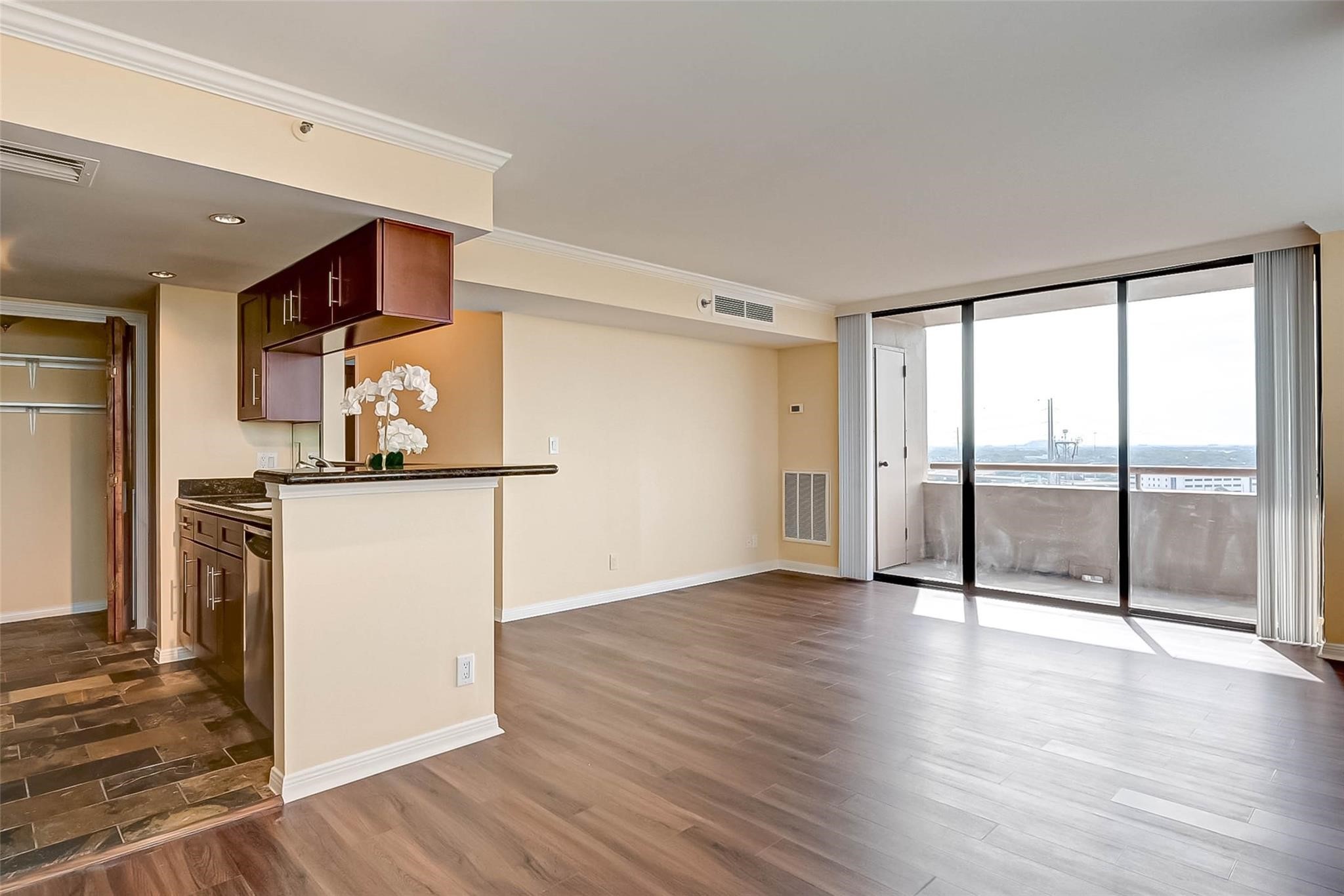 3525 Sage Road, Unit 1703 Houston, TX 77056 - Photo 21 of 43