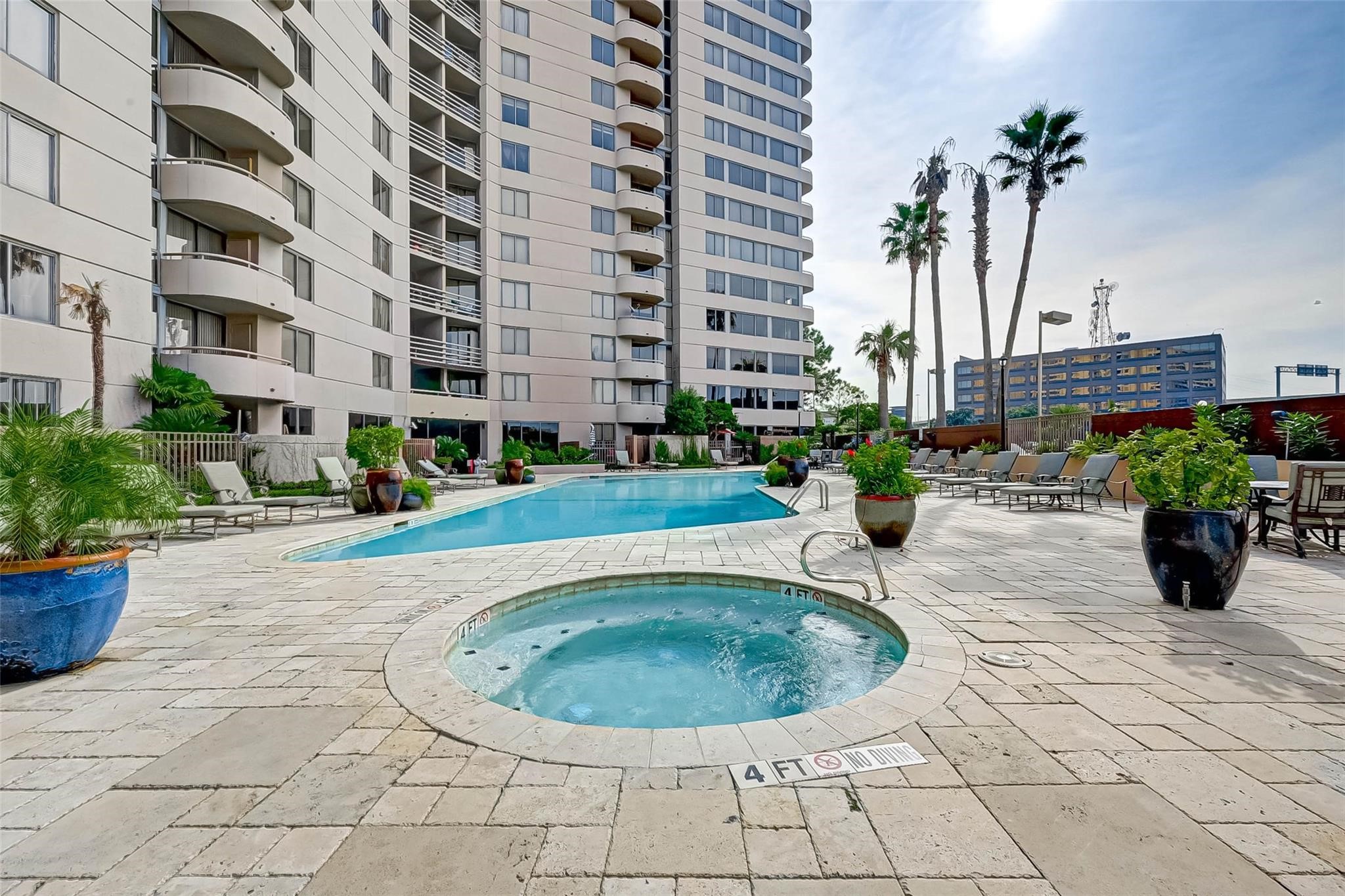 3525 Sage Road, Unit 1703 Houston, TX 77056 - Photo 41 of 43