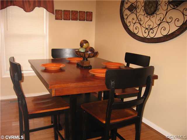 7168 Messer Road Richmond, VA 23231 - Photo 4 of 14 Dining Room - Separate dining area in addition to breakfast nook.