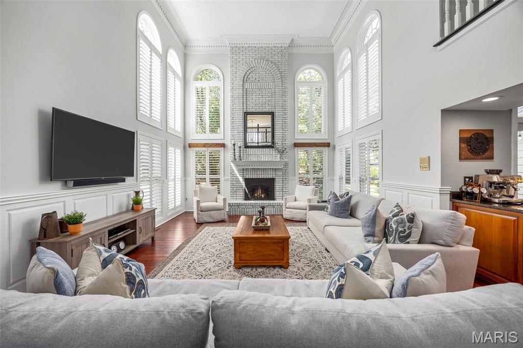 2021 Brook Hill Court Chesterfield, MO 63017 - Photo 11 of 63