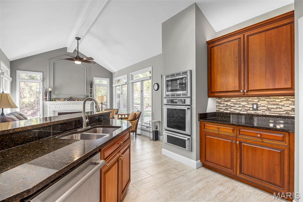 2021 Brook Hill Court Chesterfield, MO 63017 - Photo 24 of 63