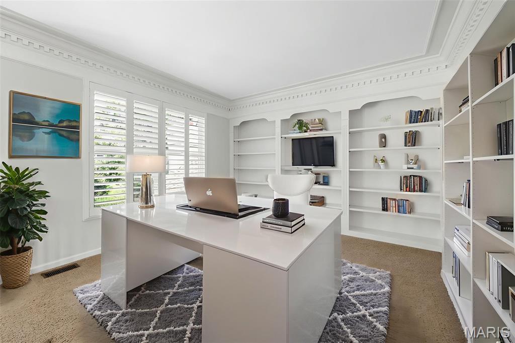 2021 Brook Hill Court Chesterfield, MO 63017 - Photo 33 of 63