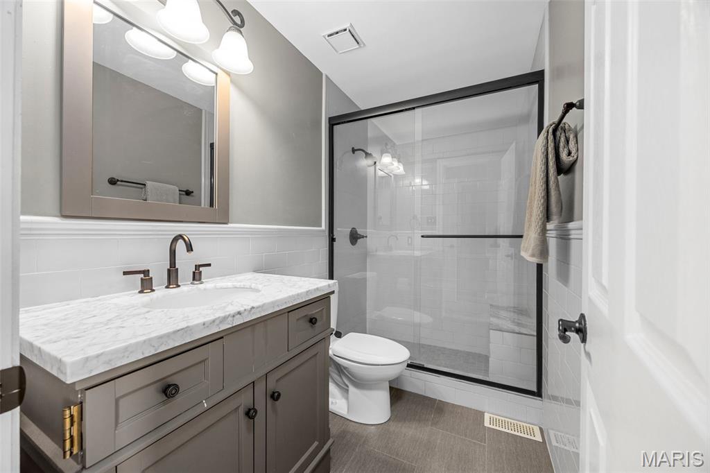 2021 Brook Hill Court Chesterfield, MO 63017 - Photo 35 of 63