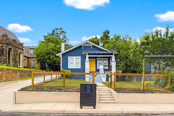 $1,850 | 1307 Kayton Avenue, San Antonio, TX 78210