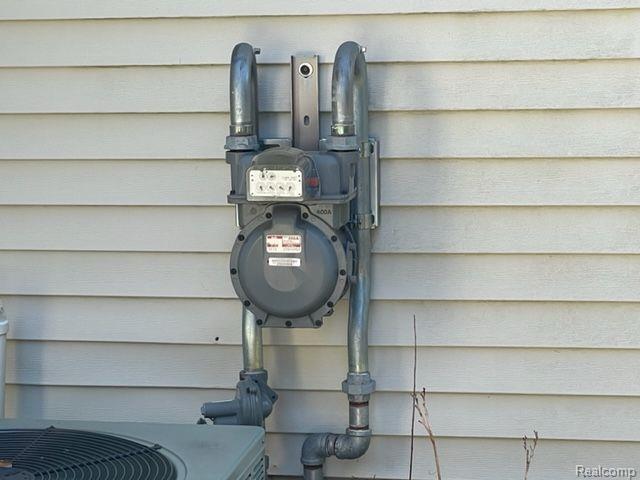 1300 Turrill Road Lapeer, MI 48446 - Photo 34 of 38