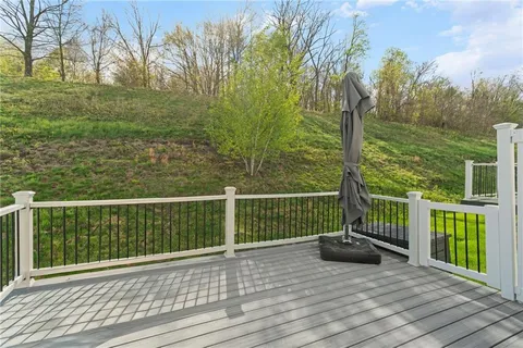 $325,000 | 2806 Canterbury Drive, Imperial, PA 15126