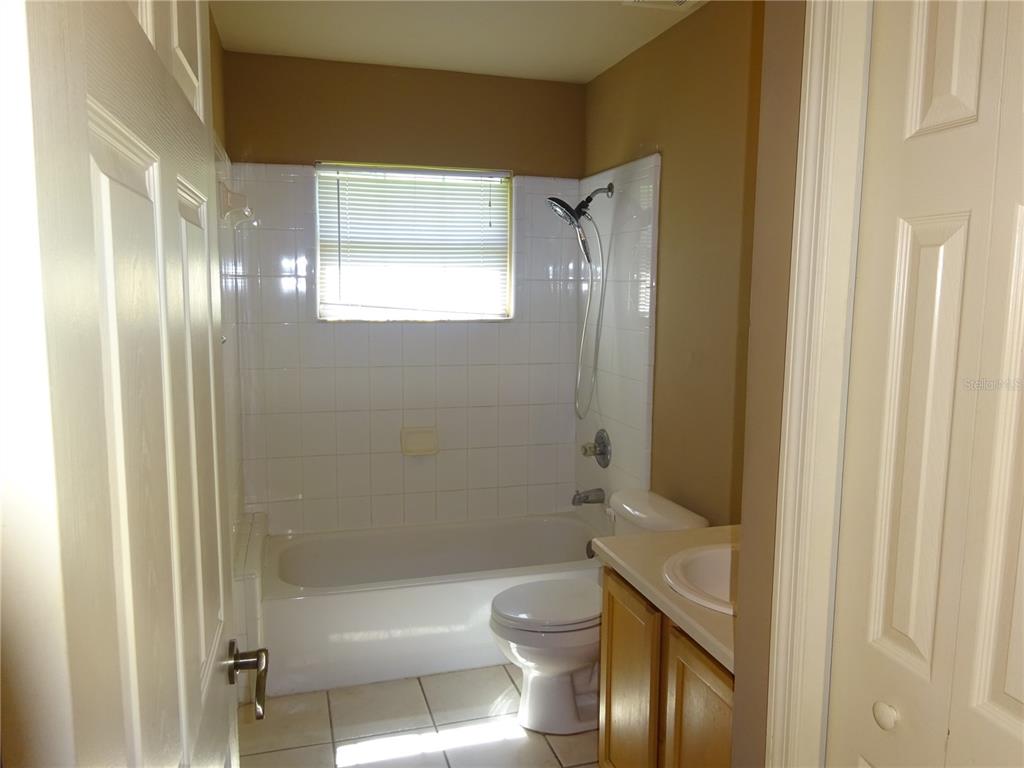 11934 Northwest 10th Road Gainesville, FL 32606 - Photo 11 of 18