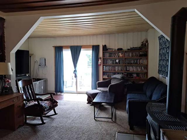 $230,000 | 33 Vance Hill Road, Newport Town, VT 05857