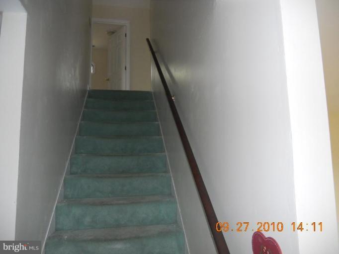 24470 Reed Court Ridgely, MD 21660 - Photo 14 of 24 Staircase